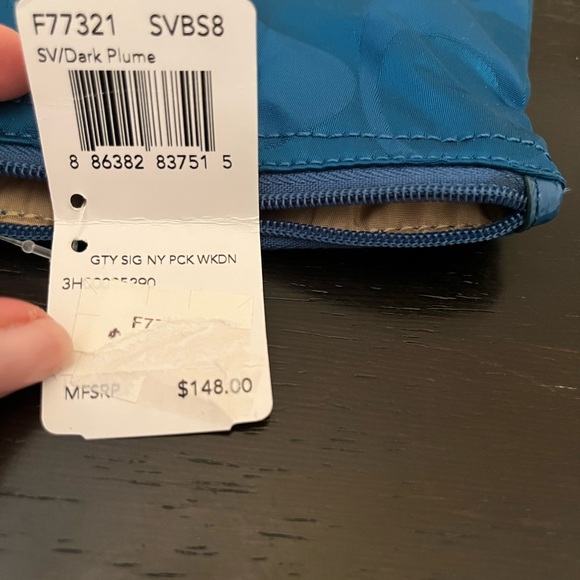 Coach Getaway Signature Nylon Packable Weekender Bag (Coach F77331)Teal - Picture 4 of 4